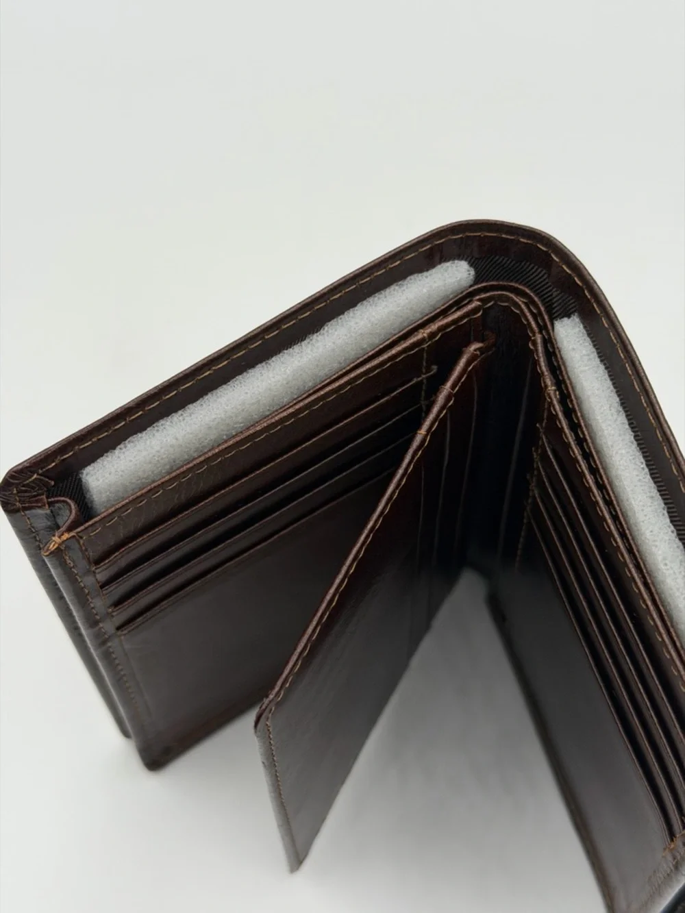 Niucunzh Mens Brown Leather Bifold Wallet Extra Large Capacity Card Hold